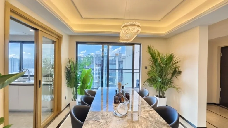 Cloud and Center - View 7