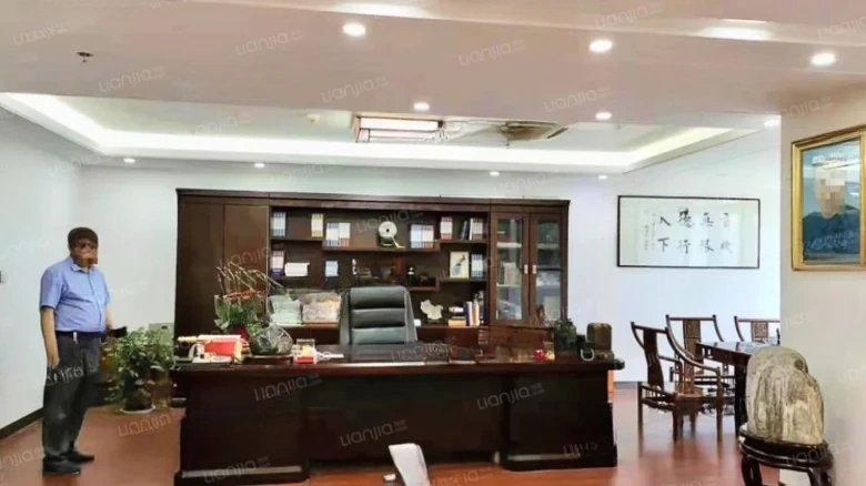 Gold Era Plaza - View 8