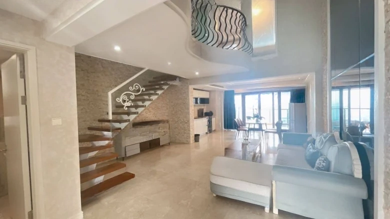 Half Mountain Peninsula Central Sea View Boulevard - View 1