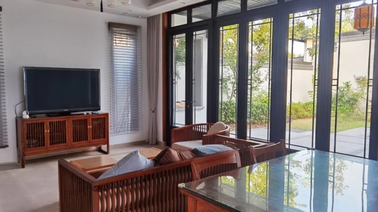 Blue City Viewing Cloud Town - View 1