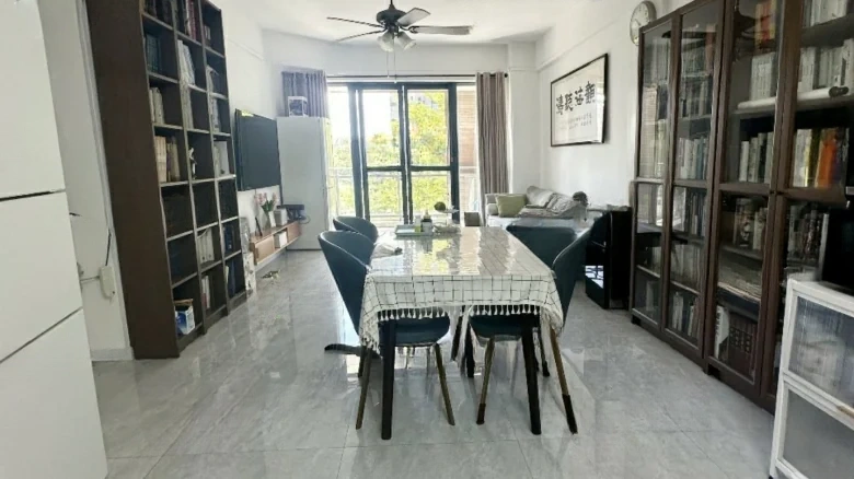 Sunshine Palm Bay - View 1