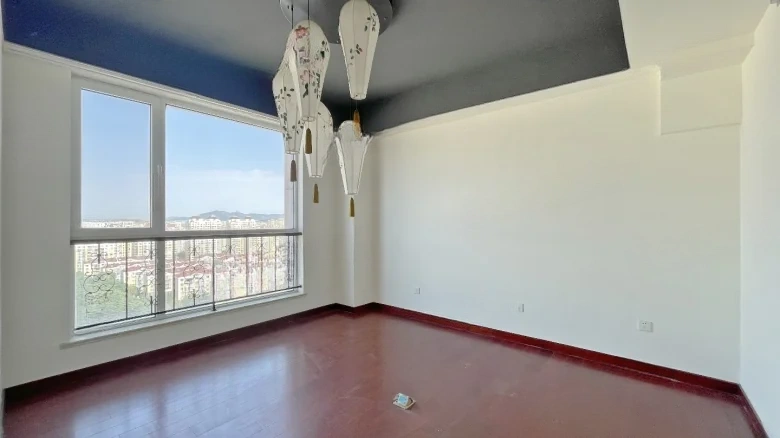 Hua Wo Tower - View 3