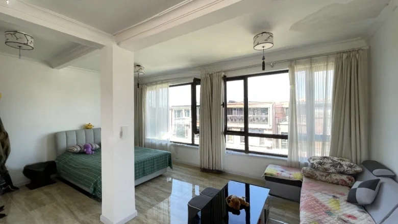 Hengji Country Garden Jinshitan碧桂園 Country Garden is a wellknown real estate brand in China, so it's kept as - View 10