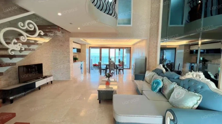 Banshan Bandao · Central Seaview Avenue - View 1