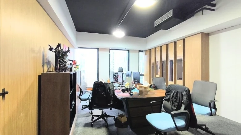 Platinum Crystal Sky Residence - View 1