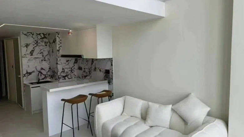 Cloud Seal · Joy Seal - View 1