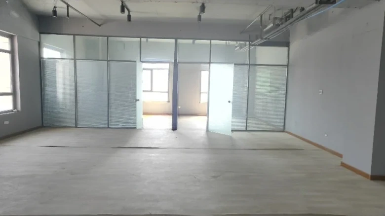 High-Tech Tower - View 4