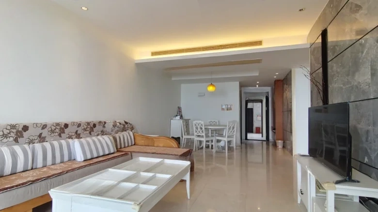 Half Mountain Peninsula Donghai Bay Phase III - View 1