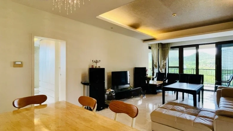 Half Mountain Peninsula Twin Bays Phase II - View 1