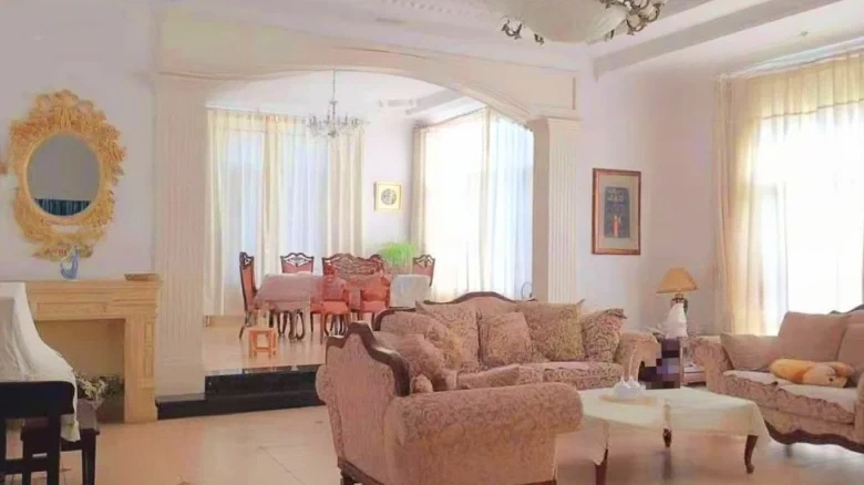 Gold Coast Villa - View 6