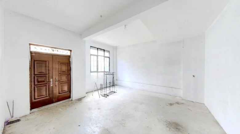 Spring Verdant Villa - View 12