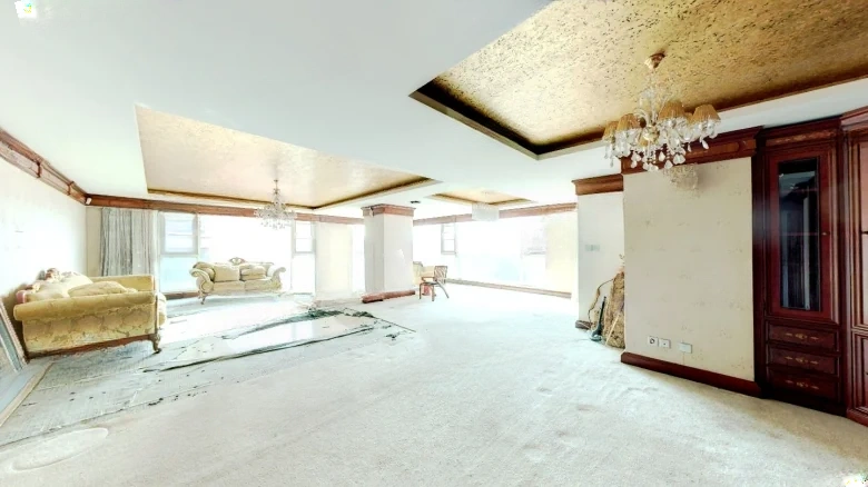 Cuihu Taolong Mansion - View 1