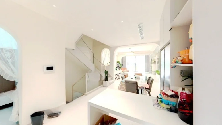 Era Lake Manor - View 1