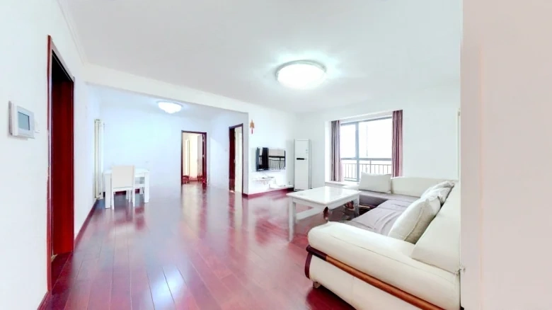 Lushang Shoufu - View 1