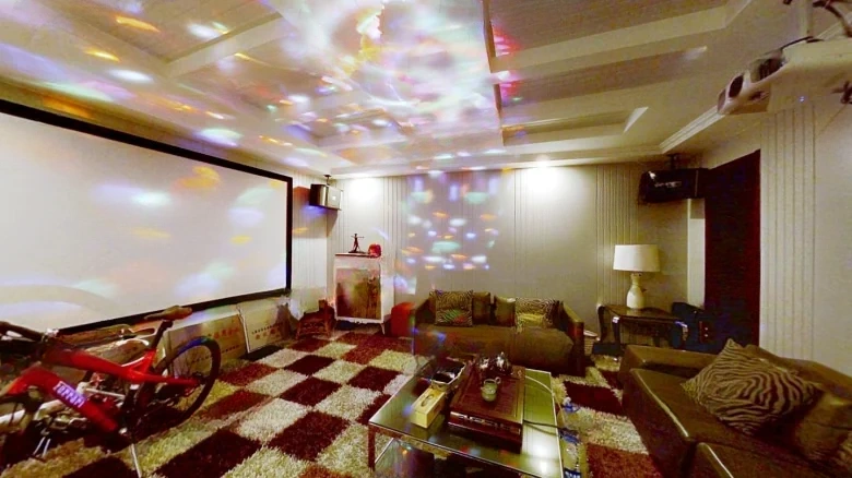 Halfway Mountain International Garden East District - View 1