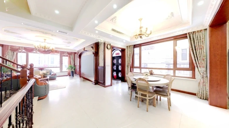 Country Garden Mansion Park - View 1