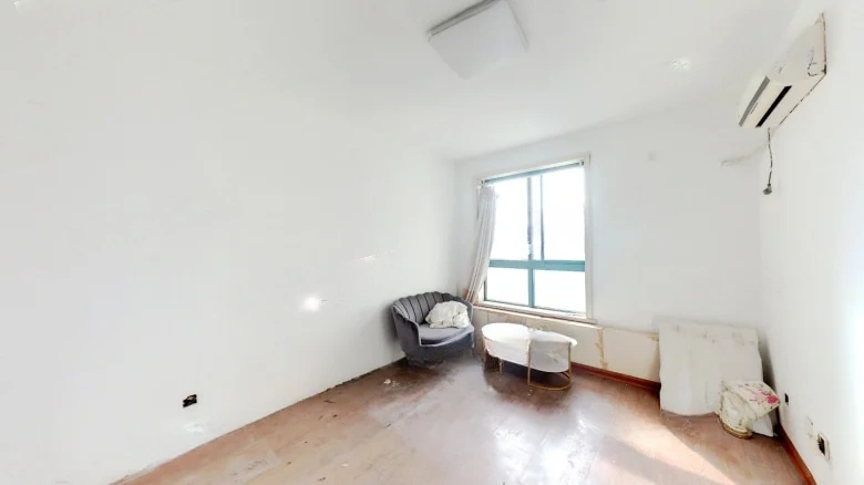 Ring Sea Apartments - View 1