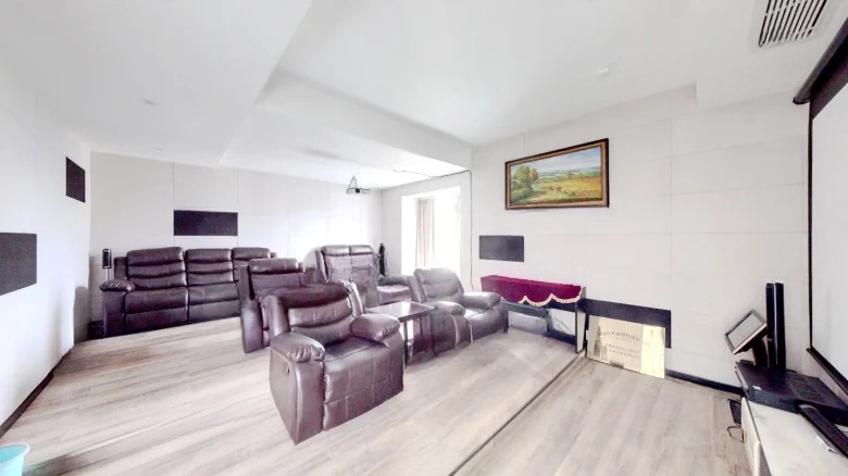 Kowloon Wharf Holdings Era Townlet - View 2