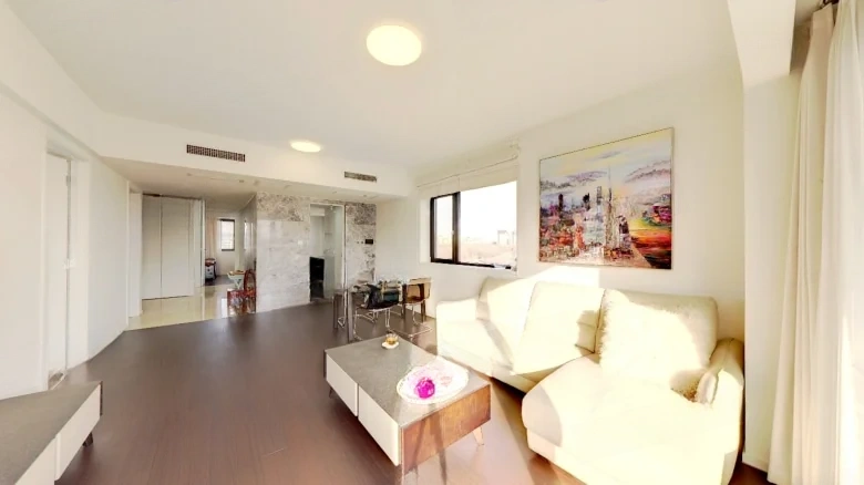 Water Accumulation Abundant Essence Moon Listening Pavilion - View 1