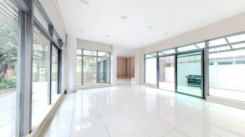 Kunming Dianchi Golf Club - View 6