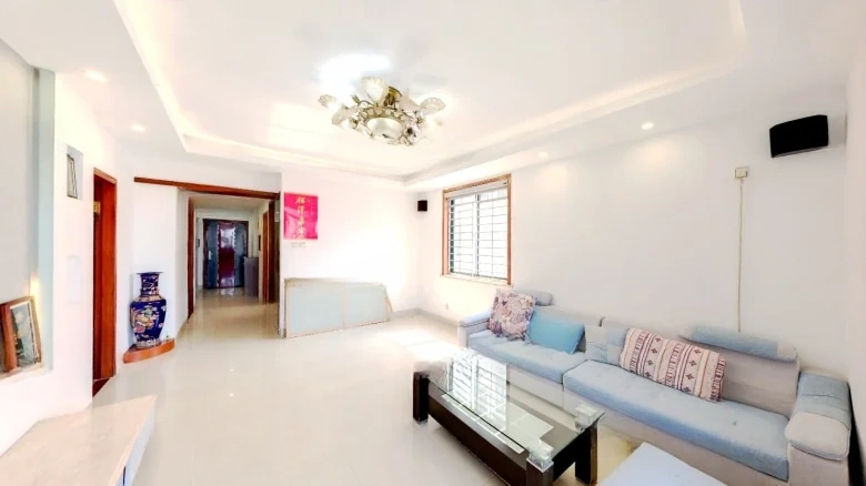 Expatriate Sea View City - View 1