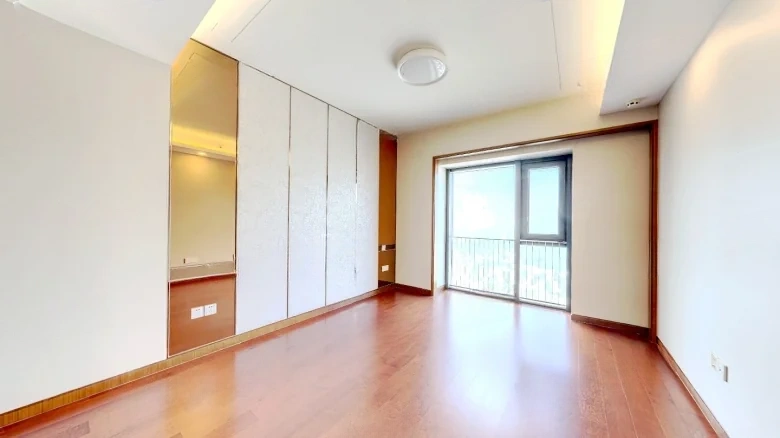 China Resources Center Yuefu - View 1