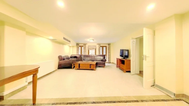 Lushan International Yunding Beach - View 1