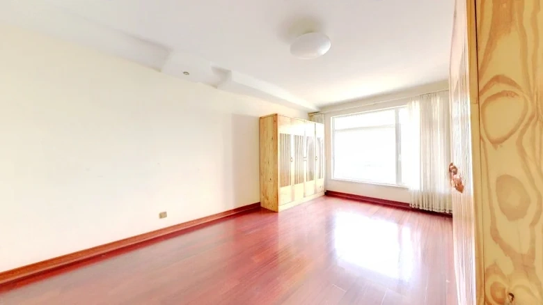 Jinhai Plaza - View 1