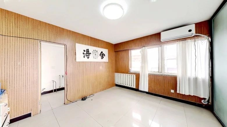 Cai Lei Golden TopFirst Rank - View 2