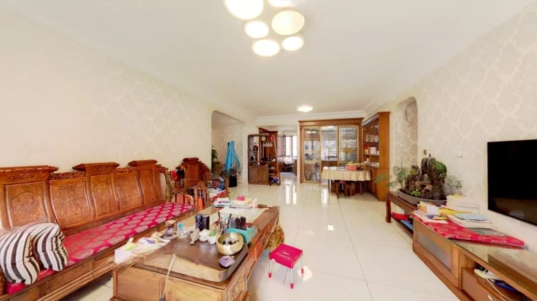 Luhua Crystal Livan Platinum Bay - View 1