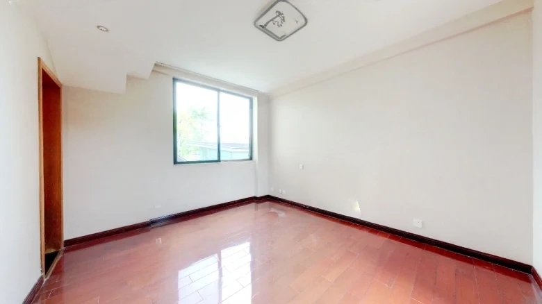 Kunming Dianchi Golf Club - View 5