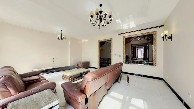 Zhonghai Shang Hu Shi Jia - View 1