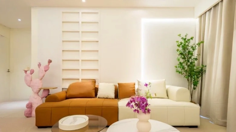 Half Mountain Peninsula Donghai Bay Phase III - View 1