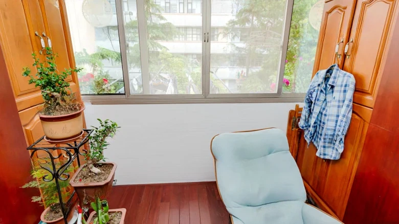 Luo Chang Middle Road 1100 Lane - View 1