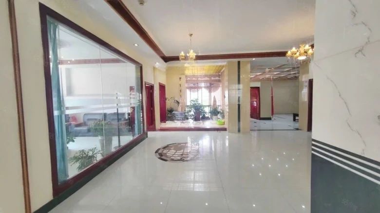 Cannes Town Miniature - View 3