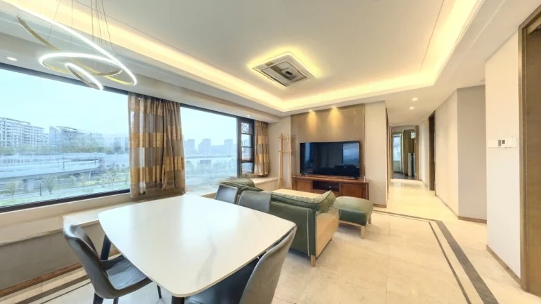 China Seasons - View 1