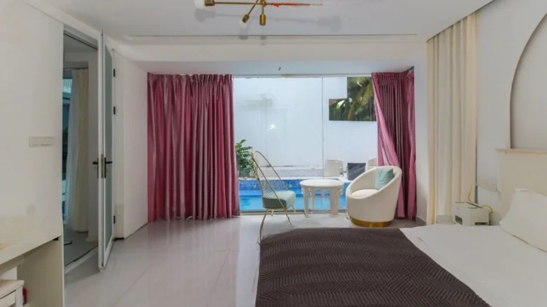 Half Mountain Peninsula Twin Bays Phase II - View 1