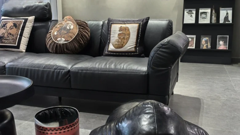 Bright Camphor Garden - View 1