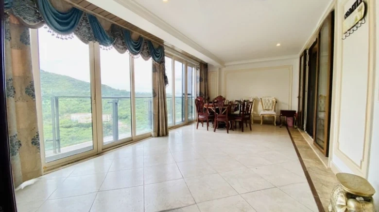 Half Mountain Peninsula - View 10