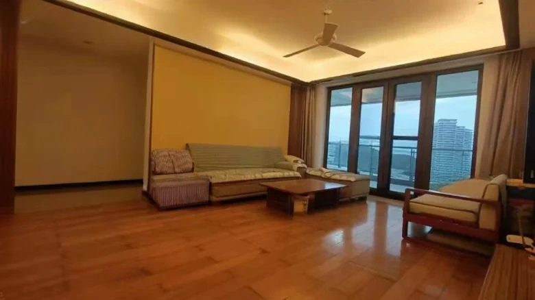 Half Mountain Peninsula - View 1