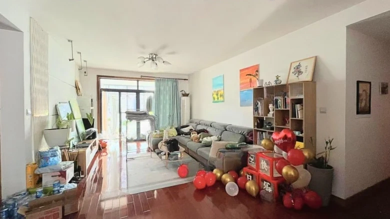 Linglong Bay Garden Phase II - View 1