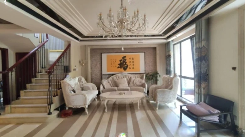 Red Fortune Garden - View 6