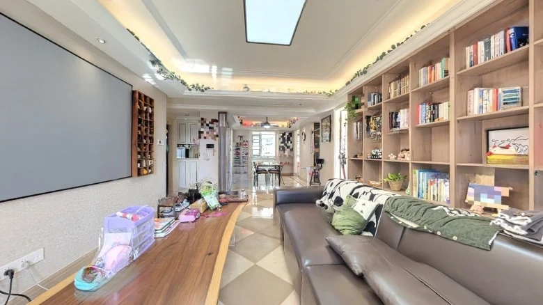 Jade Star Apartments - View 5