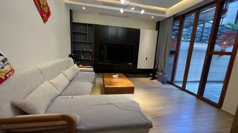 Vanke Lakeside Resort Park Phase II - View 1