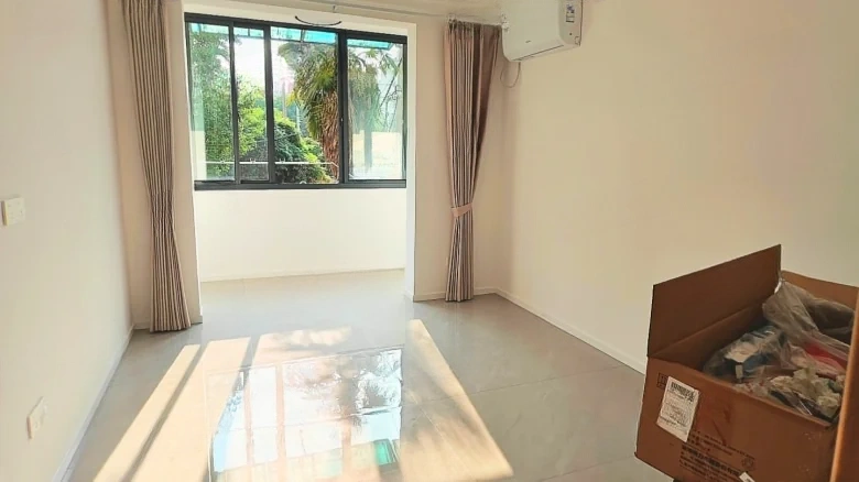 Dalian West Road No.4 Lane - View 1