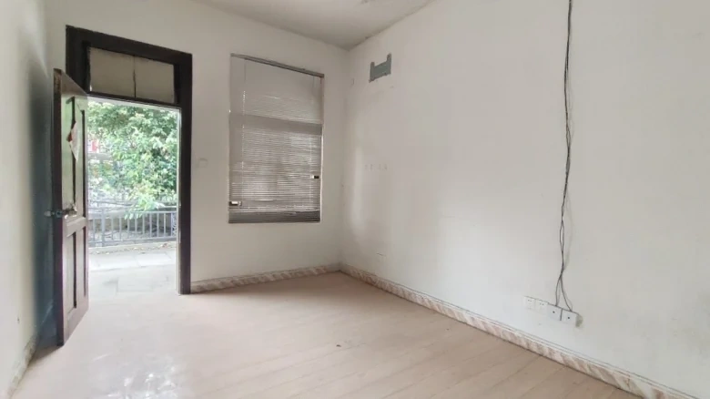 Fenghuang City (No. 17 Kangqiang Second Transverse Road) - View 4