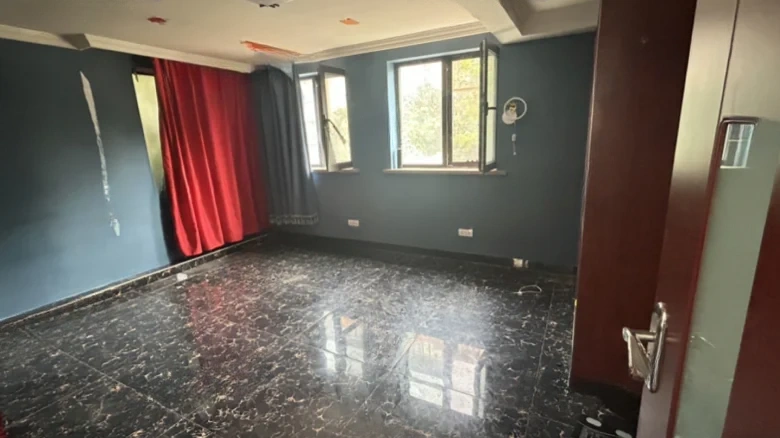 Tangde Flower - View 1