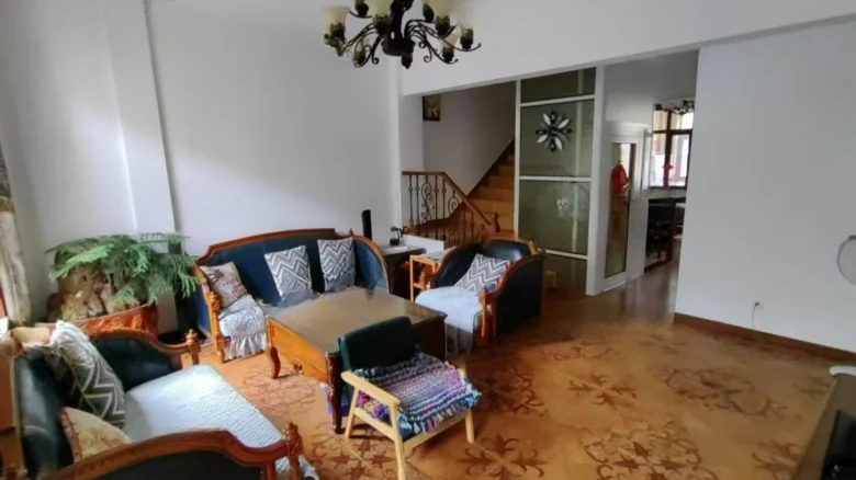 Major Complexion - View 1