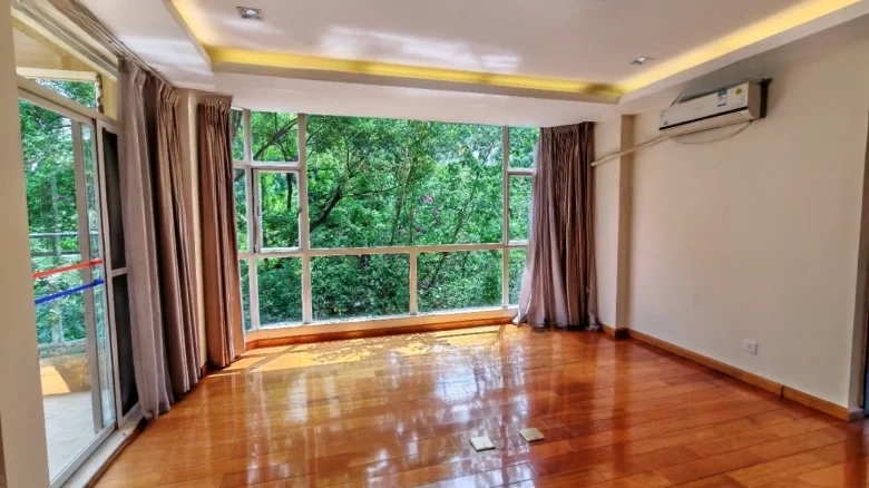 Yiqing Garden - View 5