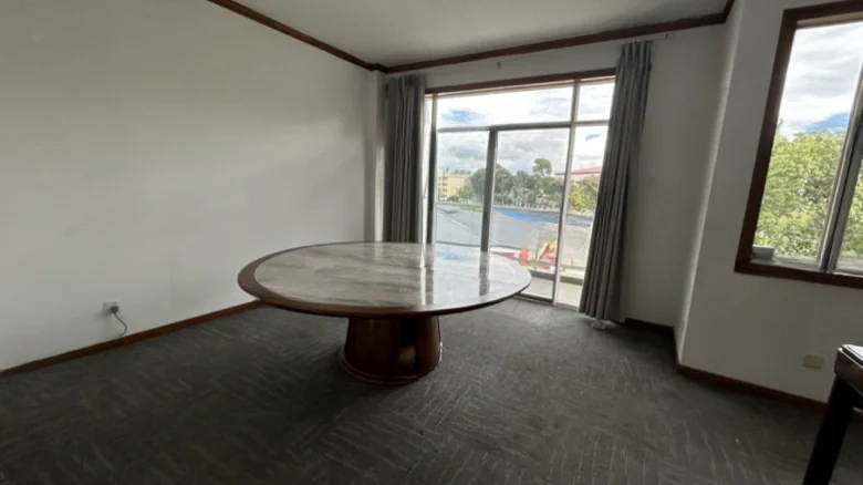 Dianchi Wei Cheng Lanxi - View 1